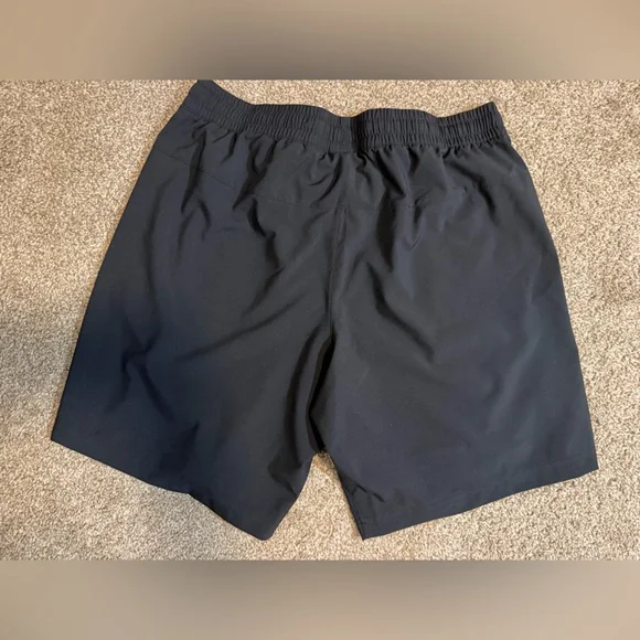 Reebok Men's large black Athletic Shorts - Picture 6 of 6